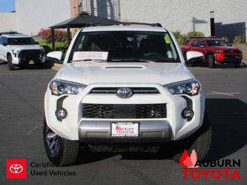 Certified 2021 Toyota 4Runner TRD Off-Road Premium w/ Moonroof Package image 25