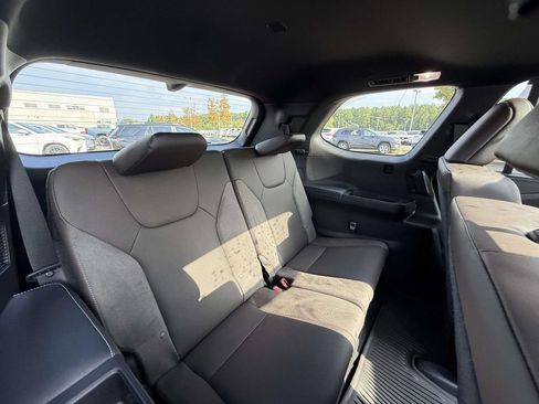 Used 2025 Lexus TX 350 AWD w/ Technology Package image 16
