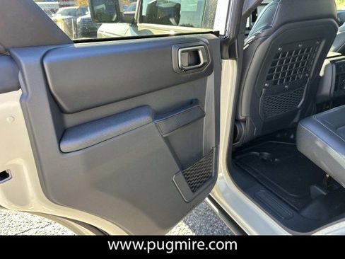 New 2025 Ford Bronco Badlands image 21