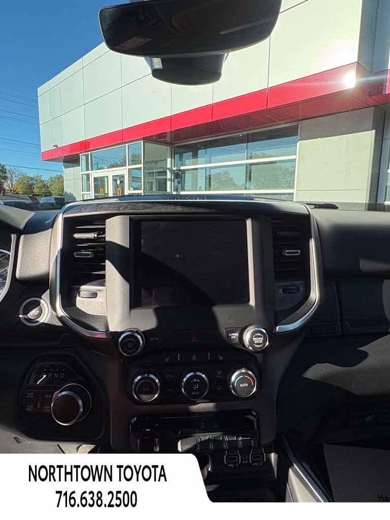 Used 2022 RAM 1500 Big Horn w/ Night Edition AWD/4WD image 22
