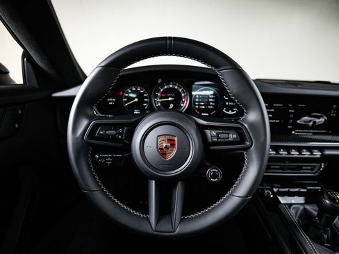 Certified 2024 Porsche 911 GT3 RWD image 25
