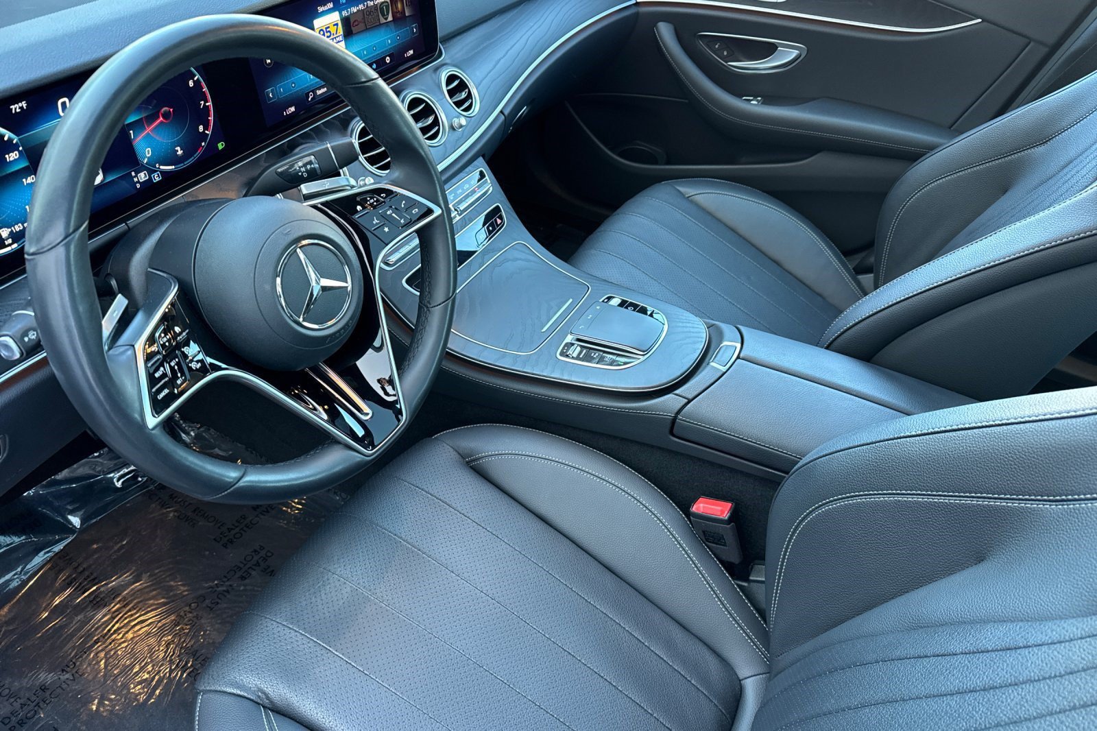 Used 2023 Mercedes-Benz E 350 Sedan image 4