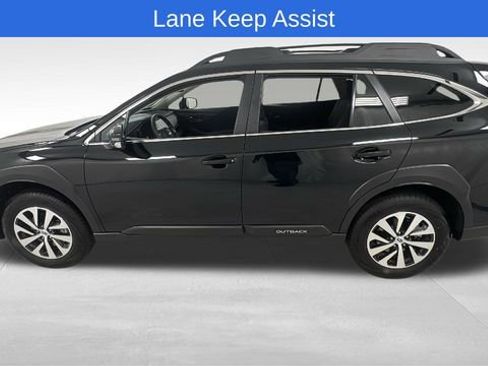 Certified 2025 Subaru Outback Premium image 7