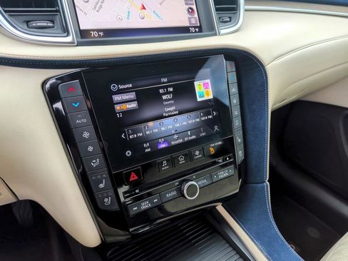 Used 2021 INFINITI QX50 Autograph w/ Premium White Leather Package image 25