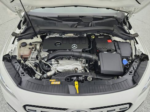 Used 2021 Mercedes-Benz GLA 250 image 16