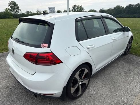 Used 2017 Volkswagen GTI SE FWD image 6