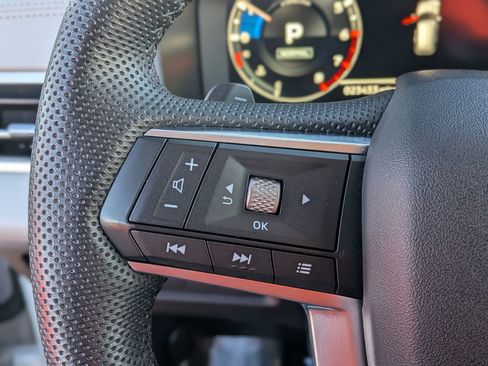 Used 2023 Mitsubishi Outlander SEL image 21