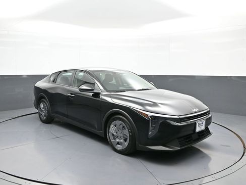Used 2025 Kia K4 FWD image 4