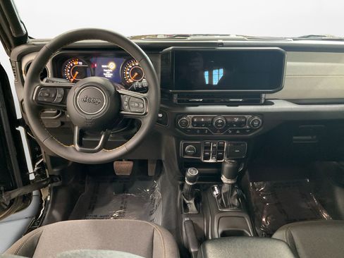 Used 2024 Jeep Wrangler Sport S image 10