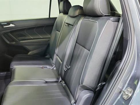 Used 2023 Volkswagen Tiguan SE R-Line FWD image 23