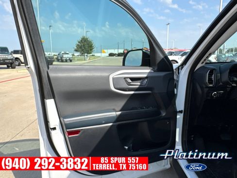 Used 2022 Ford Bronco Sport Outer Banks w/ Tech Package AWD/4WD image 36