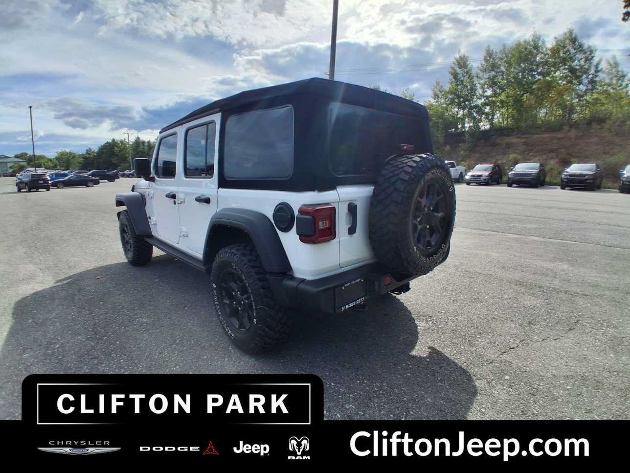 Used 2022 Jeep Wrangler Unlimited Sport AWD/4WD image 6
