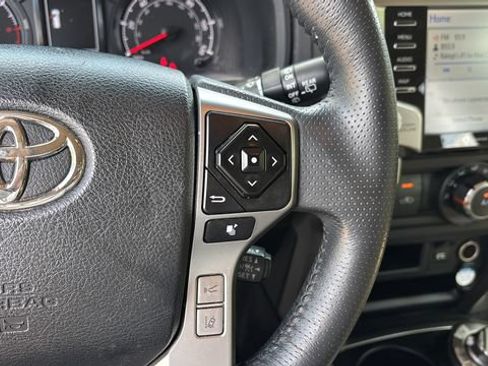 Used 2021 Toyota 4Runner SR5 Premium w/ Moonroof Package AWD/4WD image 24