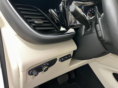 Used 2021 Buick Envision Essence w/ Technology Package I FWD image 27