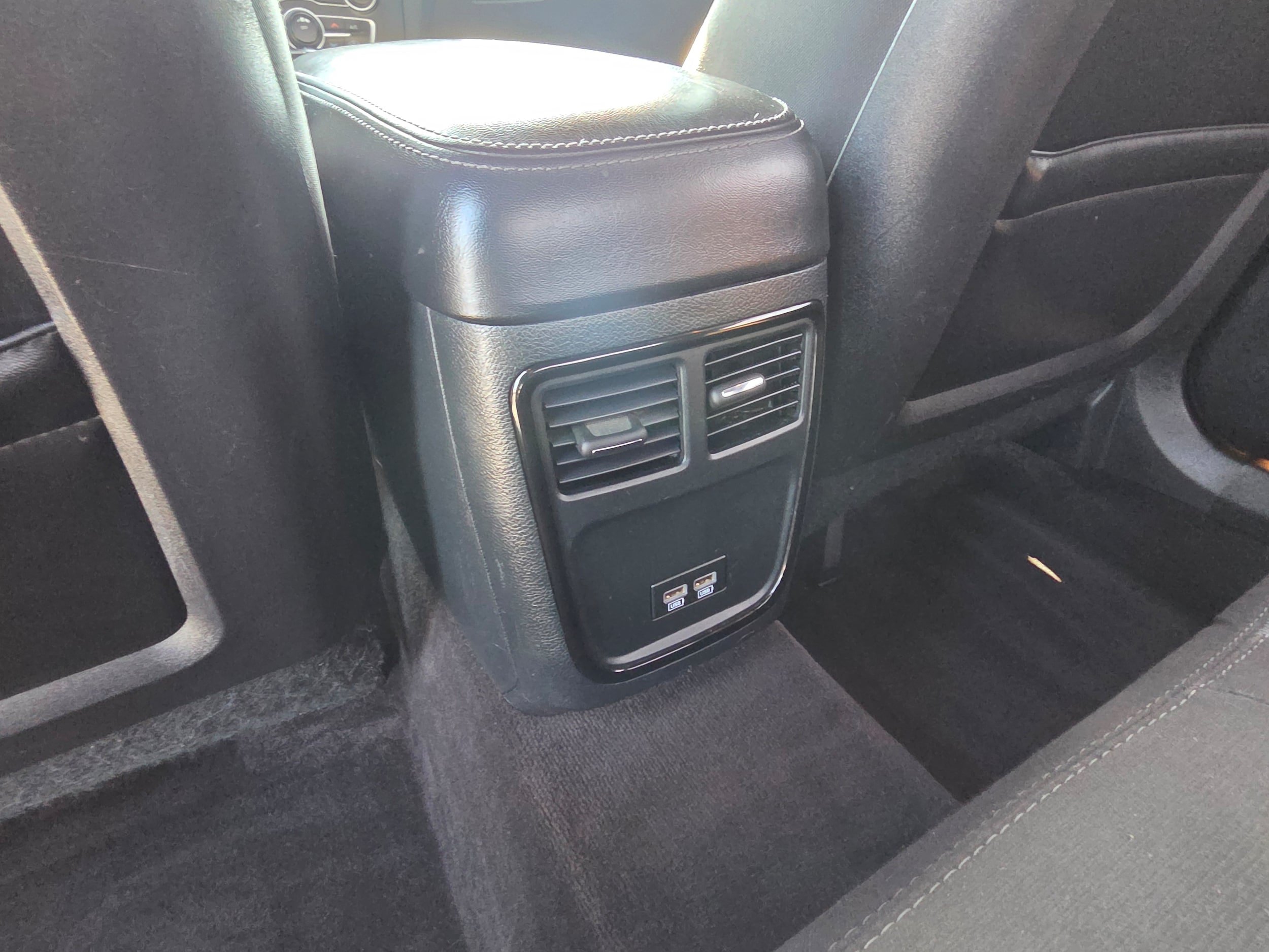 Used 2017 Dodge Charger SXT RWD image 22