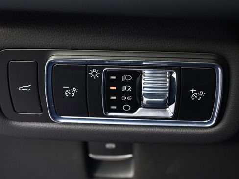 New 2026 Lincoln Nautilus Reserve AWD/4WD image 25