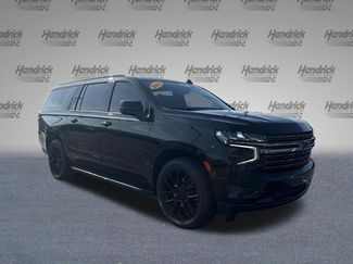 Used 2022 Chevrolet Suburban RST w/ Luxury Package RWD video 2