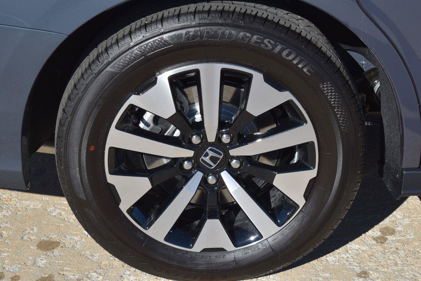 New 2027 Honda Odyssey EX-L image 4