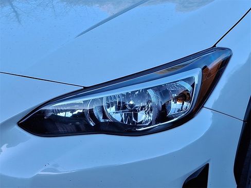 Used 2023 Subaru Crosstrek 2.0i image 9