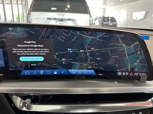 Certified 2024 Cadillac Lyriq Luxury image 27