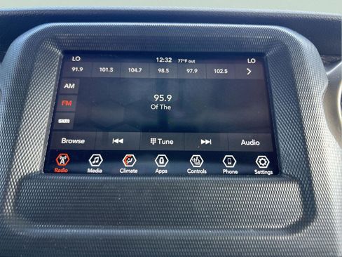 Used 2019 Jeep Wrangler Unlimited Sport S image 19