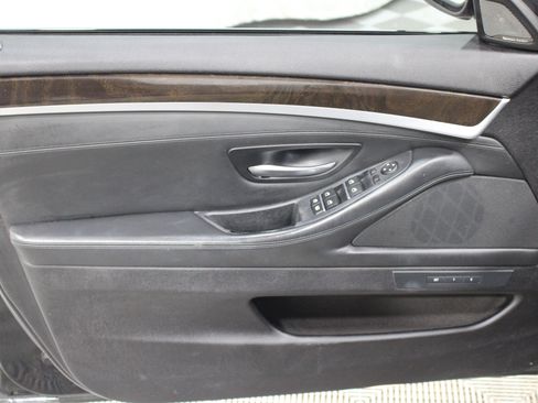 Used 2016 BMW 550i xDrive Sedan AWD/4WD image 6