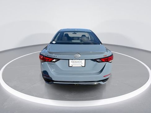 New 2025 Nissan Sentra SR image 7