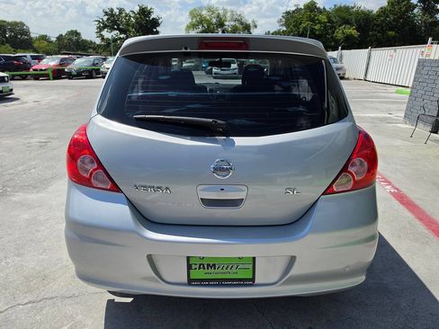 Used 2012 Nissan Versa Hatchback w/ SL Navigation Pkg FWD image 14