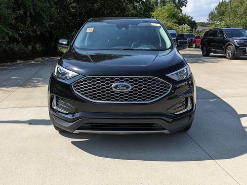 Certified 2023 Ford Edge SEL w/ Convenience Package AWD/4WD image 8