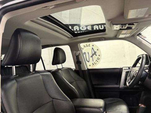 Used 2017 Toyota 4Runner Limited image 18