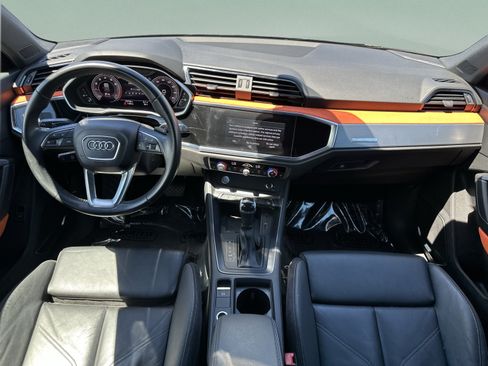 Used 2019 Audi Q3 2.0T Premium Plus w/ Premium Plus Package AWD/4WD image 10