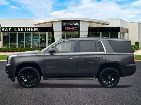 Used 2016 GMC Yukon SLT w/ Open Road Package image 2