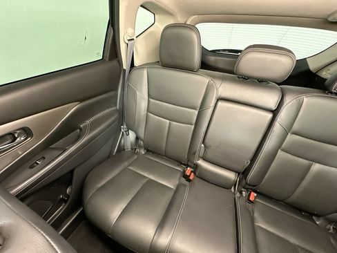 Used 2020 Nissan Murano SL w/ Moonroof Package FWD image 12
