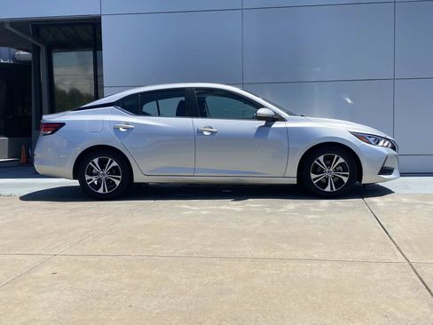 Used 2023 Nissan Sentra SV w/ All-Weather Package FWD image 3