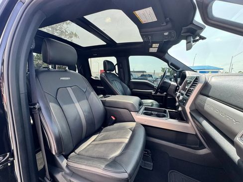 Used 2020 Ford F250 Platinum w/ FX4 Off-Road Package AWD/4WD image 8