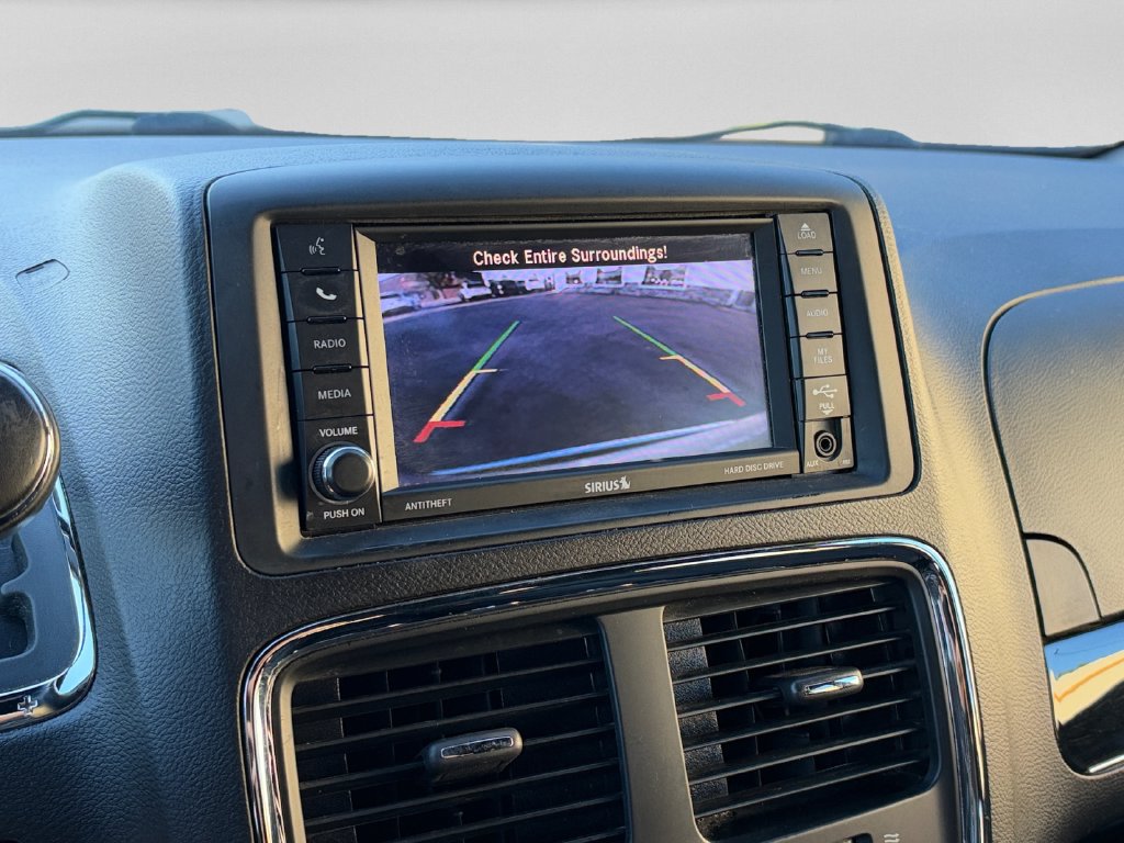 Certified 2020 Dodge Grand Caravan SE FWD image 16