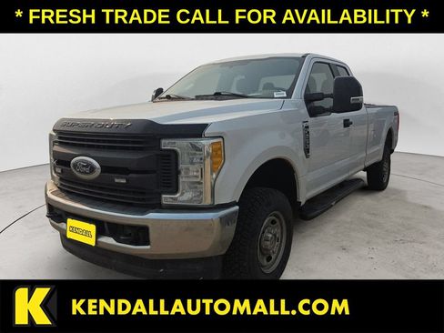 Used 2017 Ford F250 XL w/ Power Equipment Group AWD/4WD image 1
