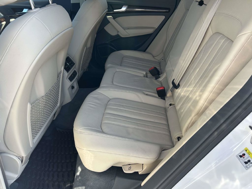Used 2018 Audi Q5 2.0T Premium Plus w/ Premium Plus Package AWD/4WD image 13