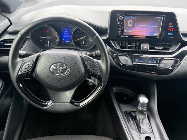 Used 2018 Toyota C-HR XLE FWD image 13