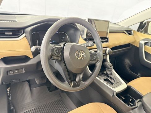 Certified 2025 Toyota RAV4 LE FWD image 4