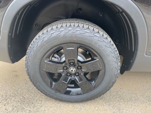 New 2026 Honda Ridgeline Black Edition image 7