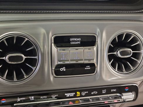 Certified 2025 Mercedes-Benz G 63 AMG 4MATIC image 28