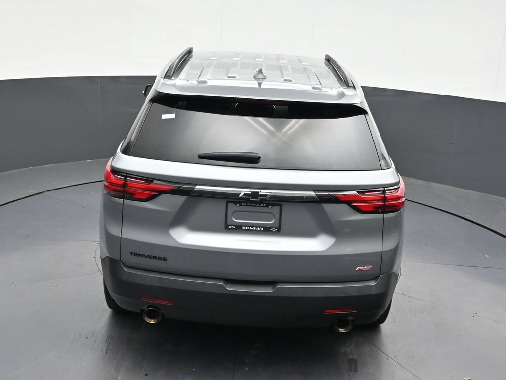 Used 2023 Chevrolet Traverse RS FWD image 21