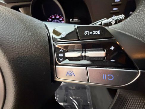 Certified 2023 Hyundai Elantra SEL w/ Preferred Accessory Package image 22