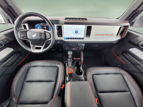 Used 2025 Ford Bronco Stroppe Edition AWD/4WD image 15