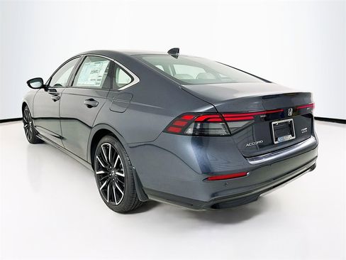 New 2025 Honda Accord Touring image 7