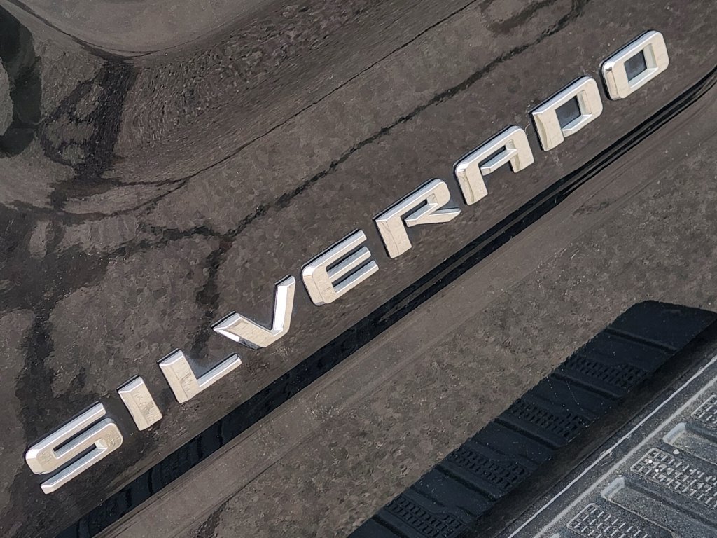 Used 2024 Chevrolet Silverado 1500 Custom RWD image 11