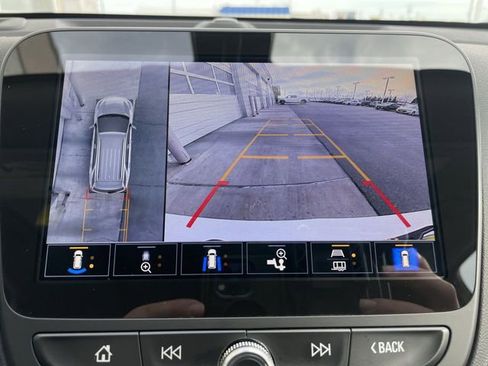 Used 2024 Chevrolet Equinox LT image 17