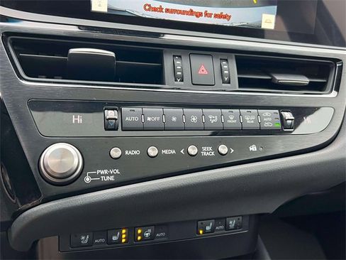 Certified 2023 Lexus ES 350 w/ Premium Package image 39