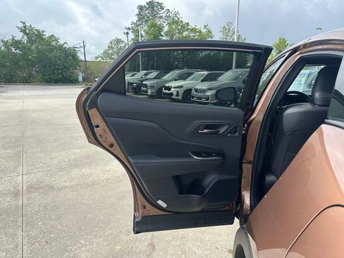 Used 2026 Toyota Crown Platinum image 25